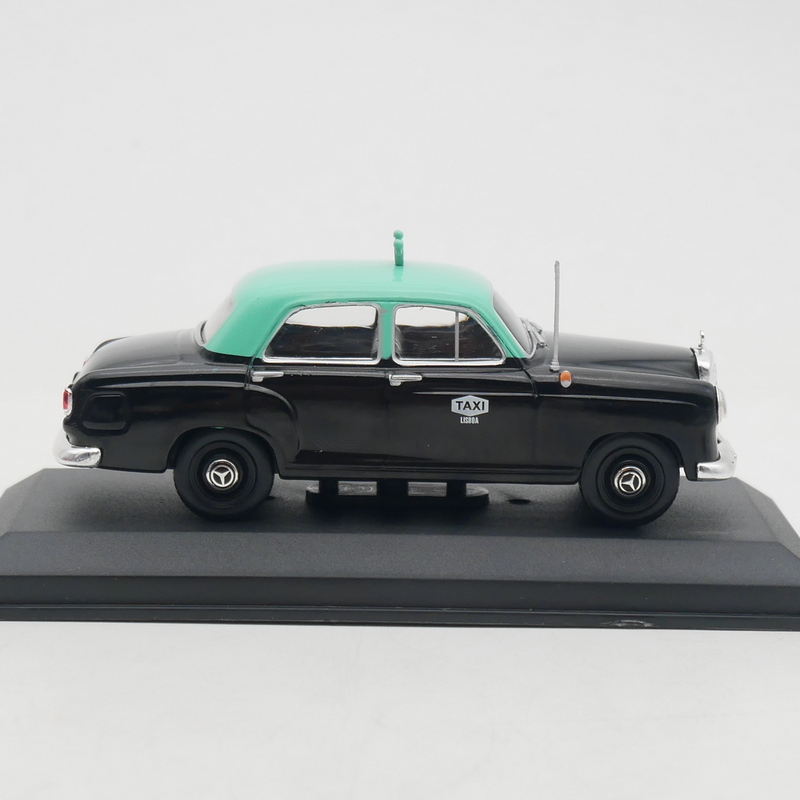 IXO 1:43 Maßstab Druckguss-Leg – Vintage Toys Collection Bewertung und Preis
